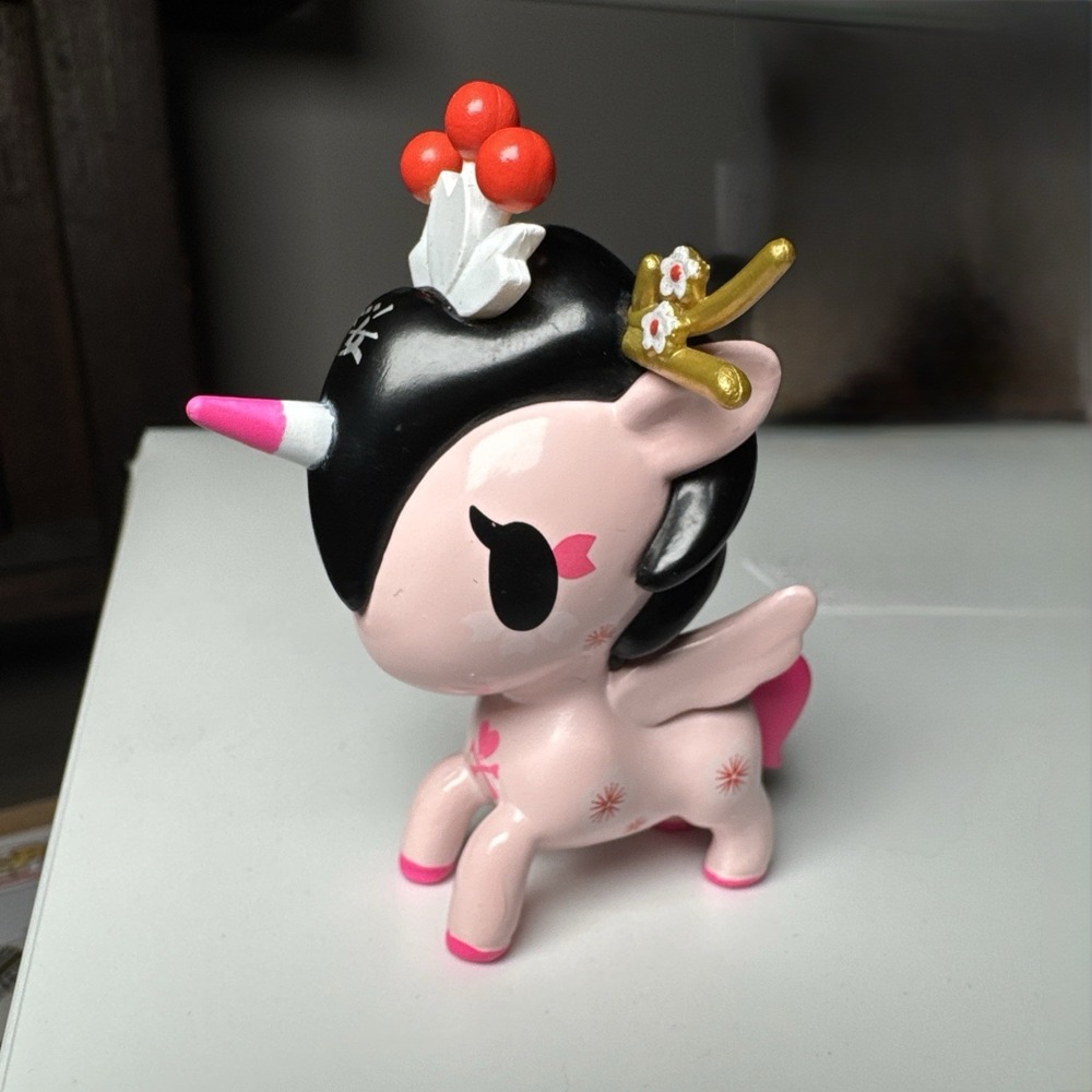 Tokidoki Unicorno Cherry Blossom Series SAKURAKO Pink Vinyl Collectible Figure